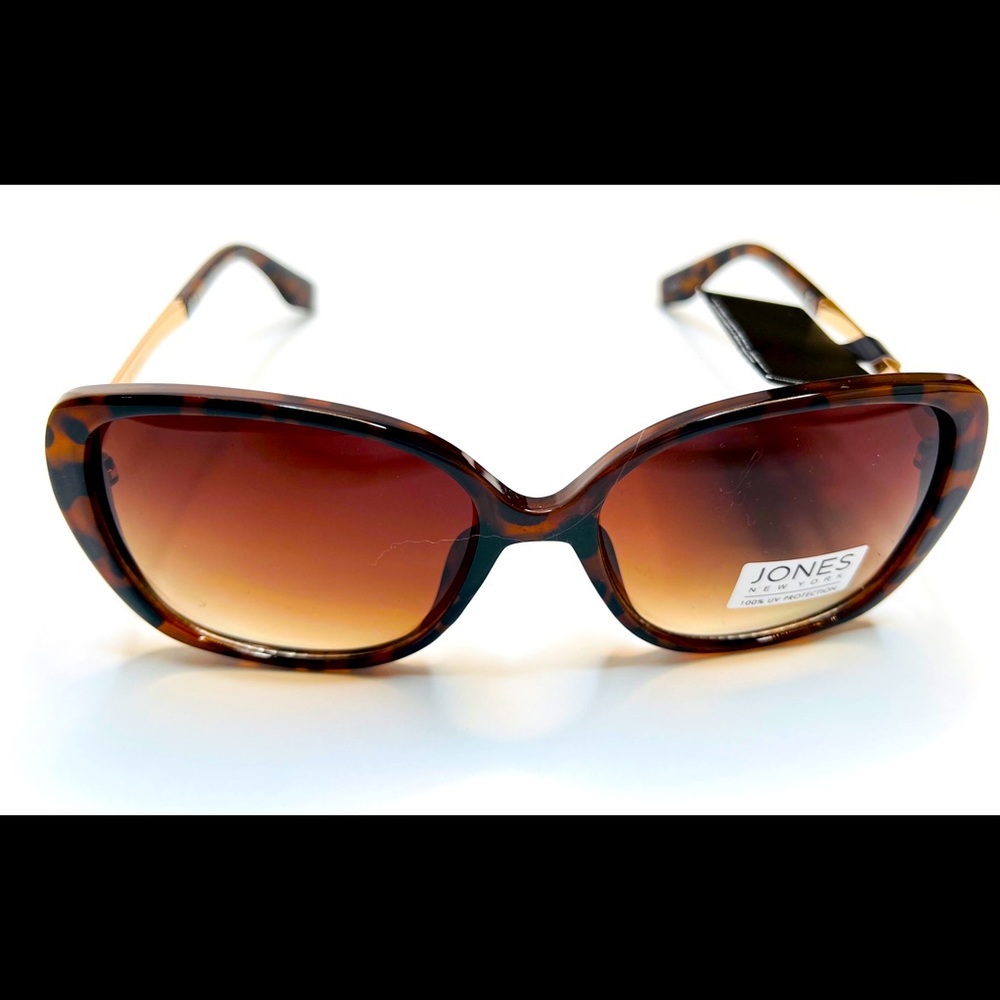 Jones New York Signature